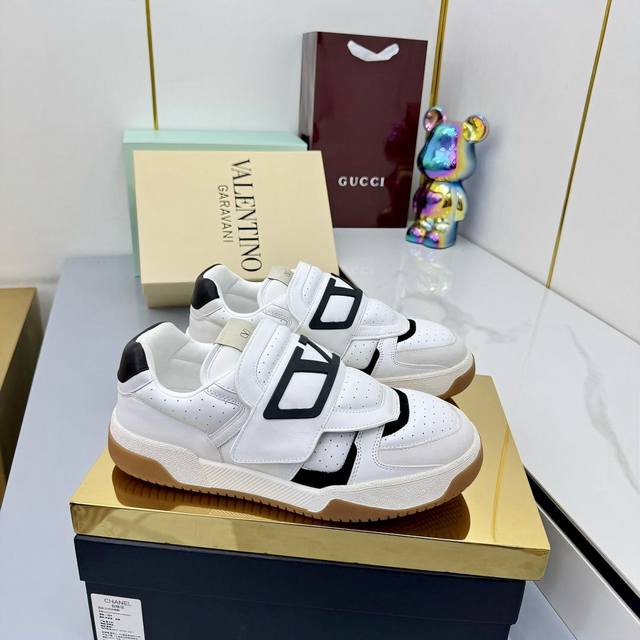factory price Pp #top version couple model Valentino Joie De Jouer series Velcro