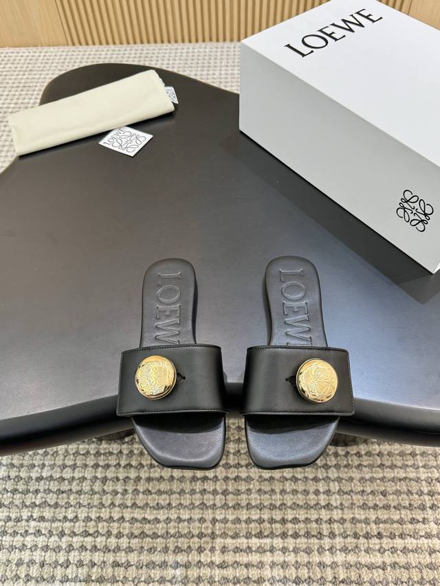 Loewe 25th season spring and summer new seven colors optional. Size 35-43 genuin