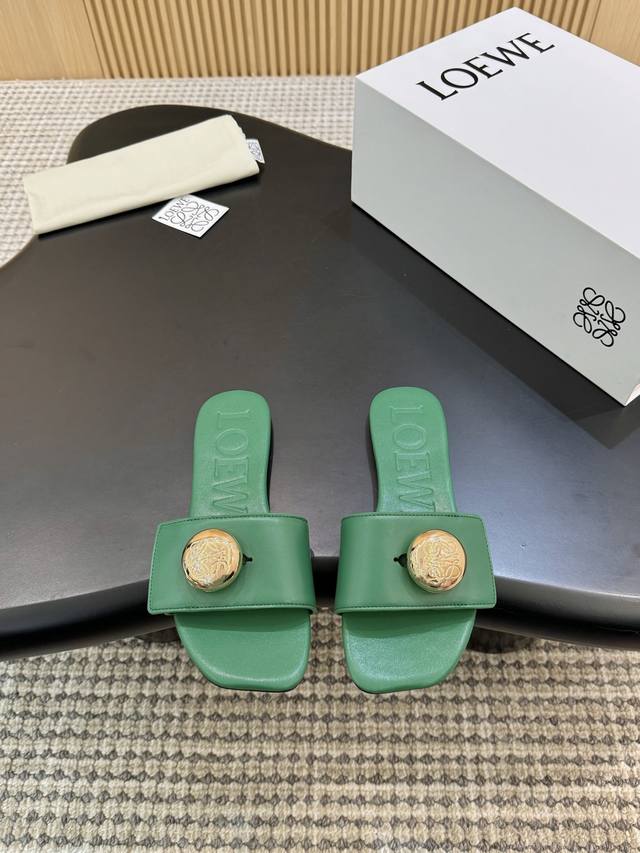 Loewe 25th season spring and summer new seven colors optional. Size 35-43 genuin