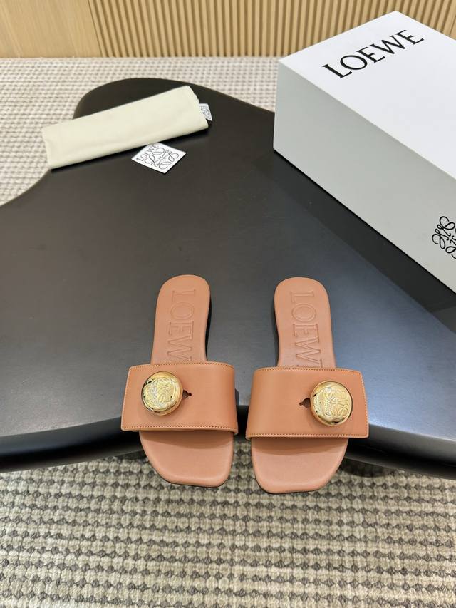 Loewe 25th season spring and summer new seven colors optional. Size 35-43 genuin