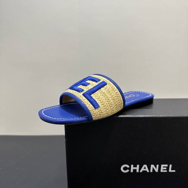 Chanel Chanel woven embroidered letter slippers, with eye-catching "Chanel" lett