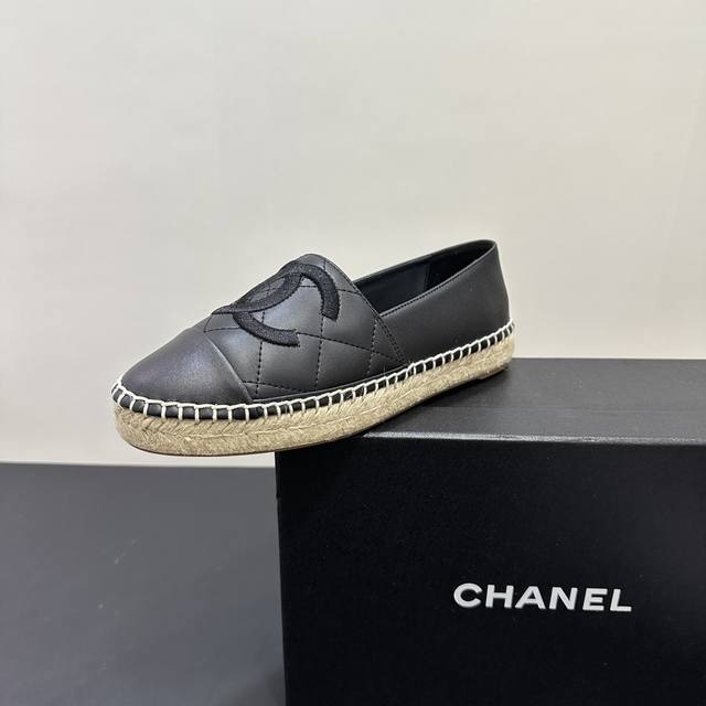 Factory price Pp Chanel new hemp rope bottom fisherman shoes. The upper is made