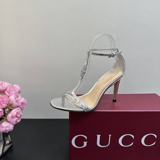 2025 Early Spring Gucci Stiletto Bamboo Buckle Diamond Buckle Sandals As an outs