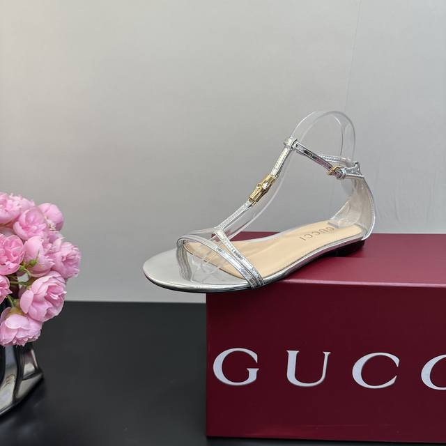 2025 Early Spring Gucci Flat Bamboo Buckle SandalsAs an outstanding representati