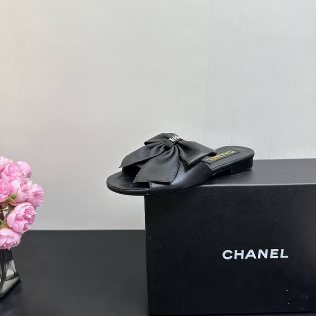 Chanel Chanel bow flat slippers I have to say that Chanel's designers are really