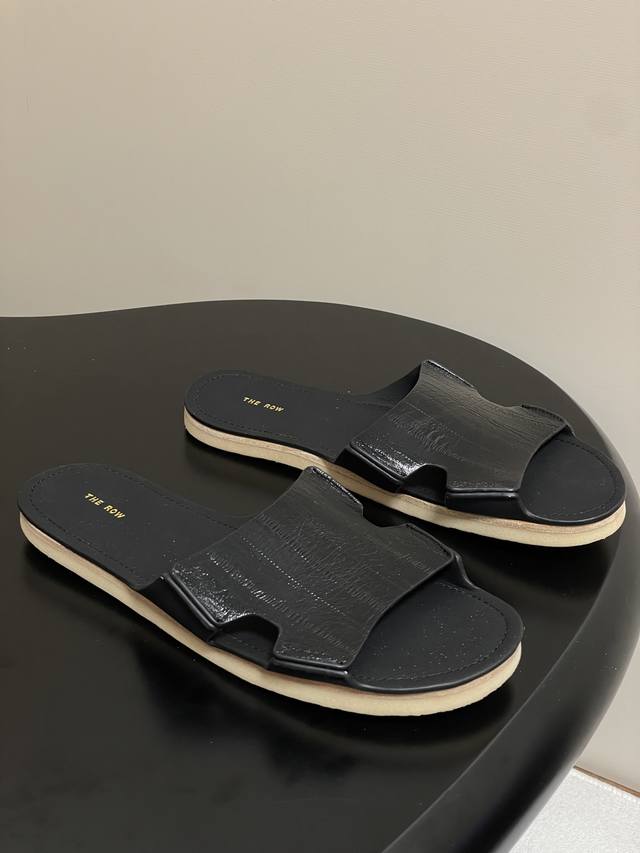 The Row 25 Summer new Tr simple eel pattern flat slippers The ceiling of spring