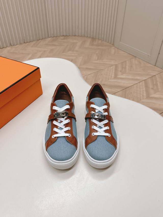Couples' model Hermes 2025 new series of casual sports shoes H buckle series ca