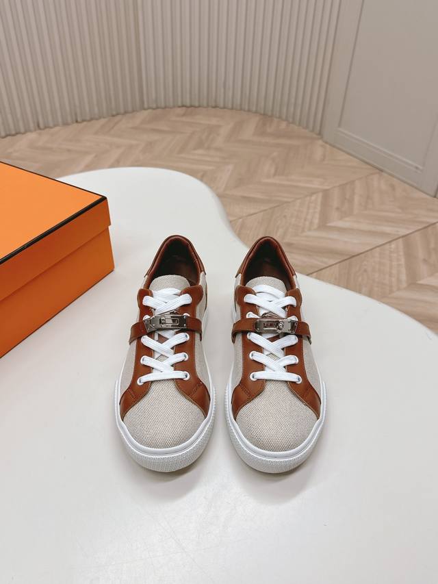 Couples' model Hermes 2025 new series of casual sports shoes H buckle series ca