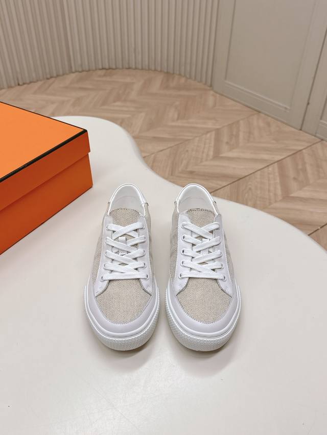 Couple's model Hermes 2025 new series of casual sports shoes are made with extr