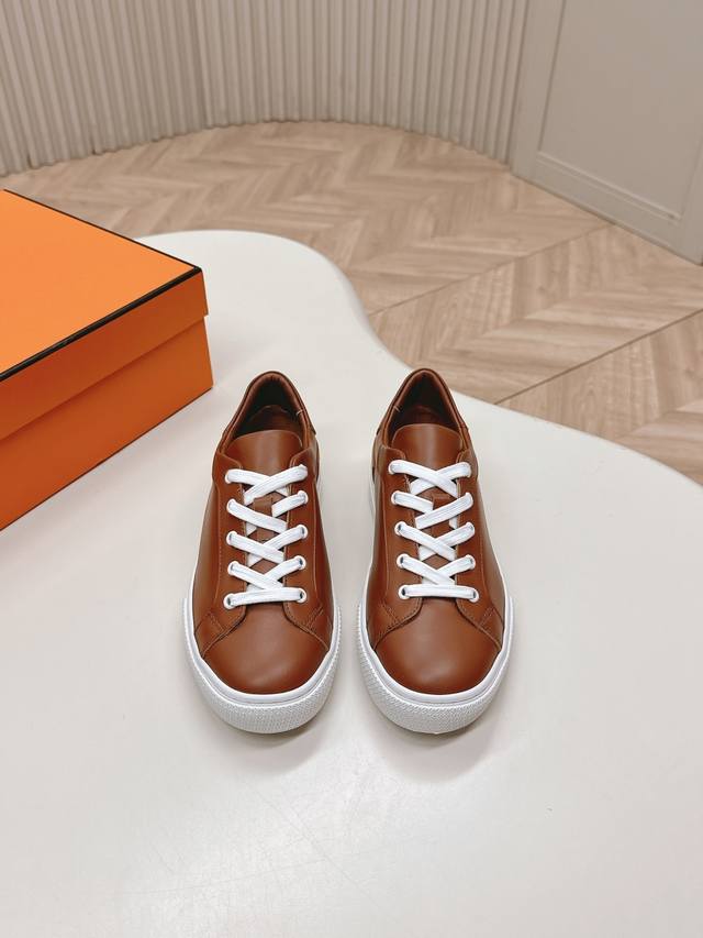 Couple's model Hermes 2025 new series of casual sports shoes are made with extr