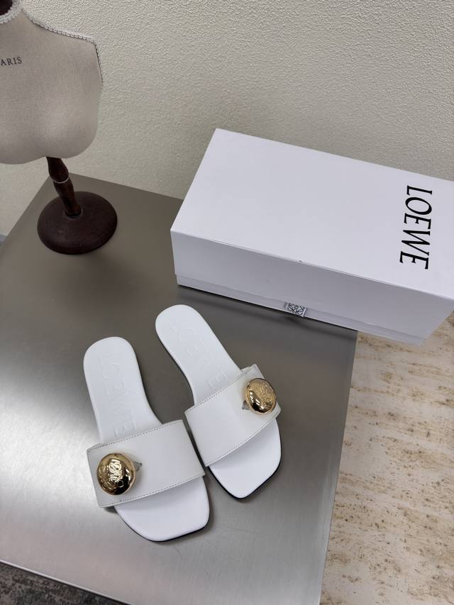 Loewe flat slippers with metal round buckle hardware logo Kitten heel slippers