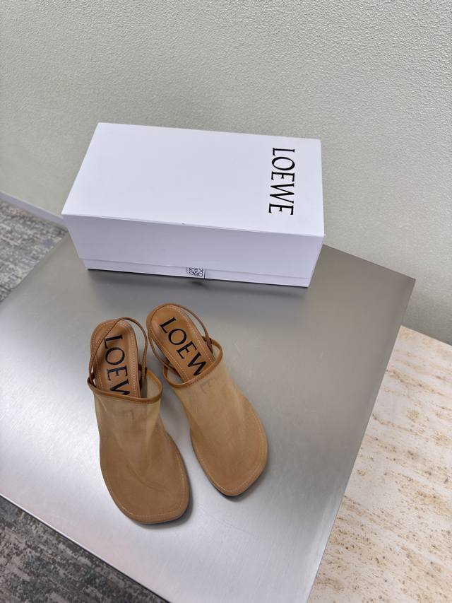 Mesh slippers Loewe Cat heel closed toe slippers are comfortable and breathable