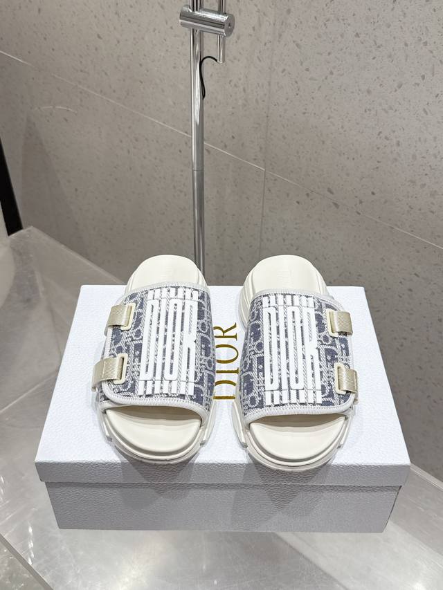Factory Dior 25Ss new summer thick-soled Velcro slippers beach slippers 1:1 ori
