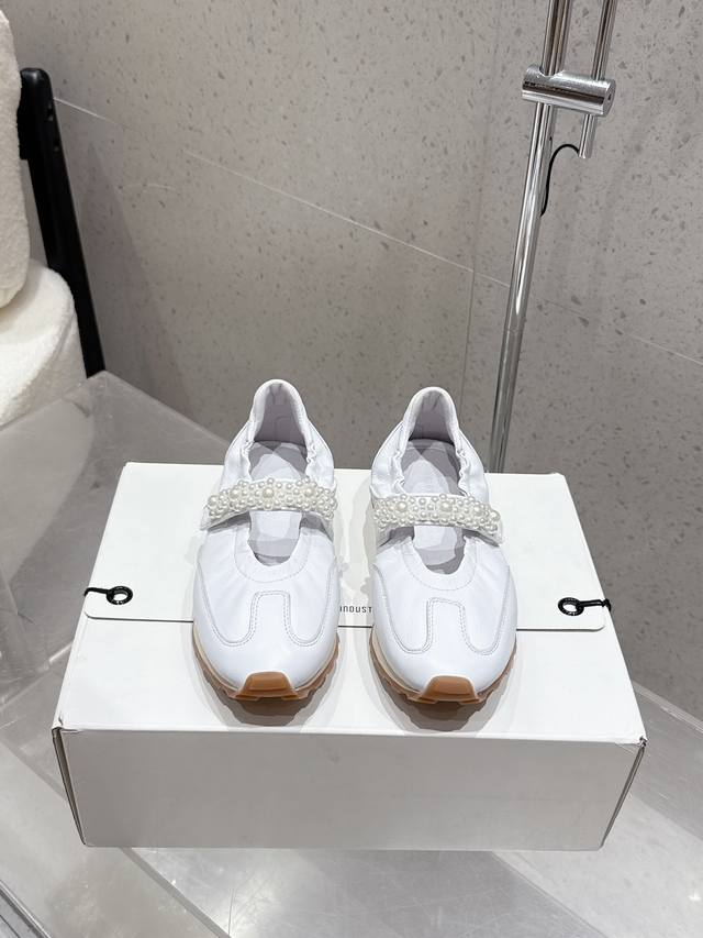 Factory Foot Industry Fashion Brand 25 Latest Retro Pearl Mary Jane Casual Sport