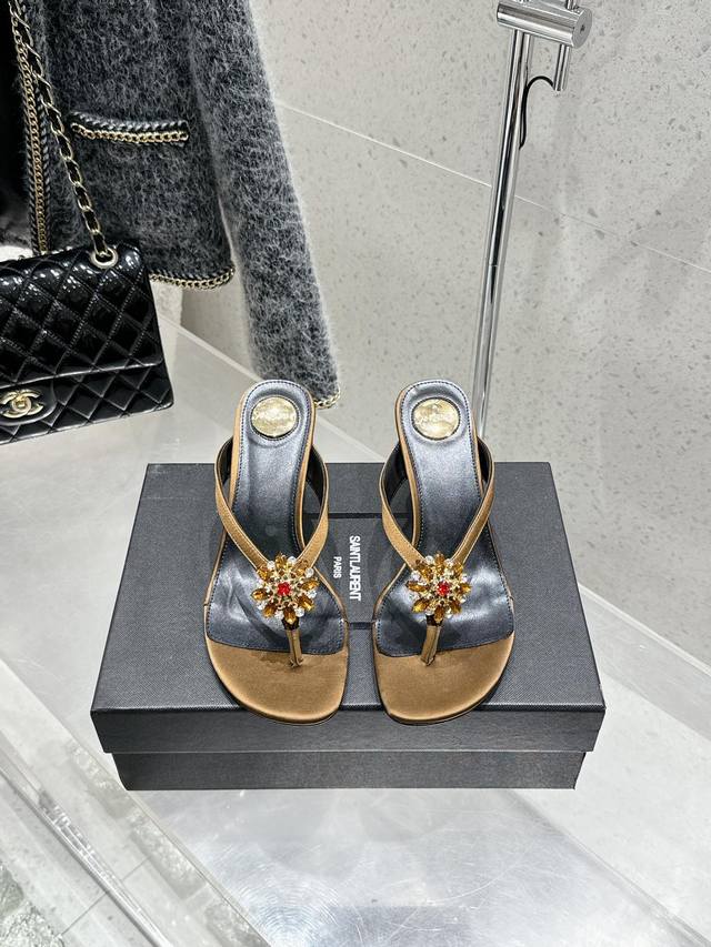 Saint Lauren*Ysl Saint Laurent 25Ss Spring and summer new rhinestone high-heeled