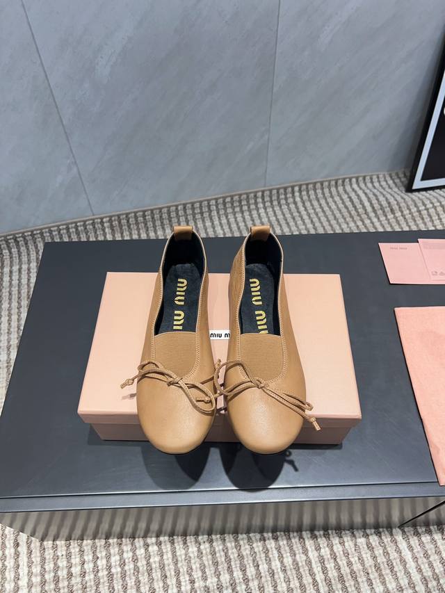 Factory: Exclusive top version Miumiu Miu Miu 2025Vs spring and summer latest ca
