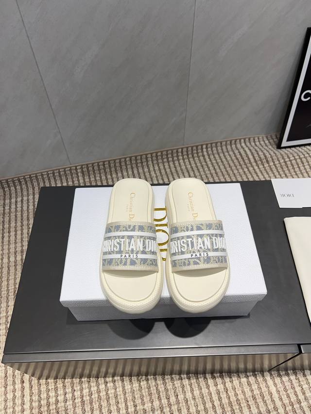 Factory: Exclusive top version Dior 25Ss new summer beach slippers are the best