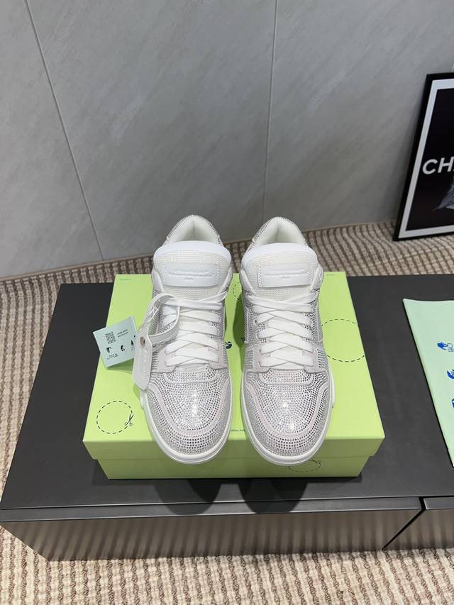 Factory: Exclusive high version of couple diamond style 2025Vs Autumn Off- White