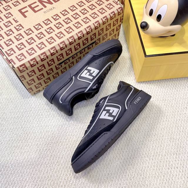 Latest color! Latest version of couples Fendi 2025 new color series sneakers cas