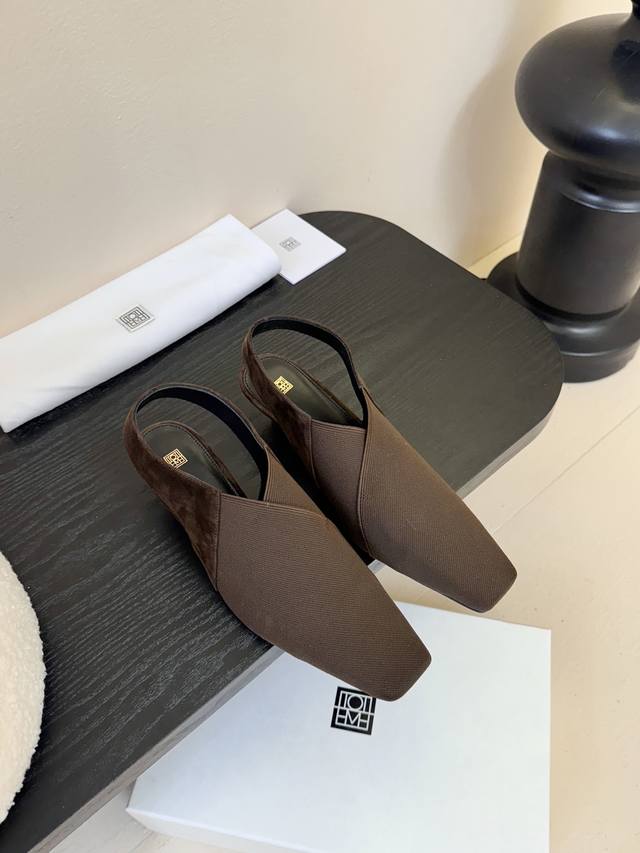 Toteme 25Ss New spring and summer backless sandals with stiletto heels Imported