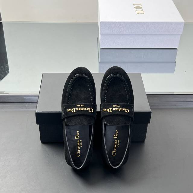 High version Dior's Dior Boy loafers are a new product in the 2025 autumn serie