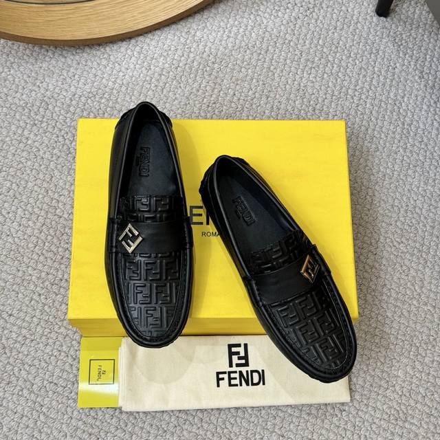 Factory Price P Fendi 2025 New Milan Men's Fashion Slip-On Runway Style Fashion