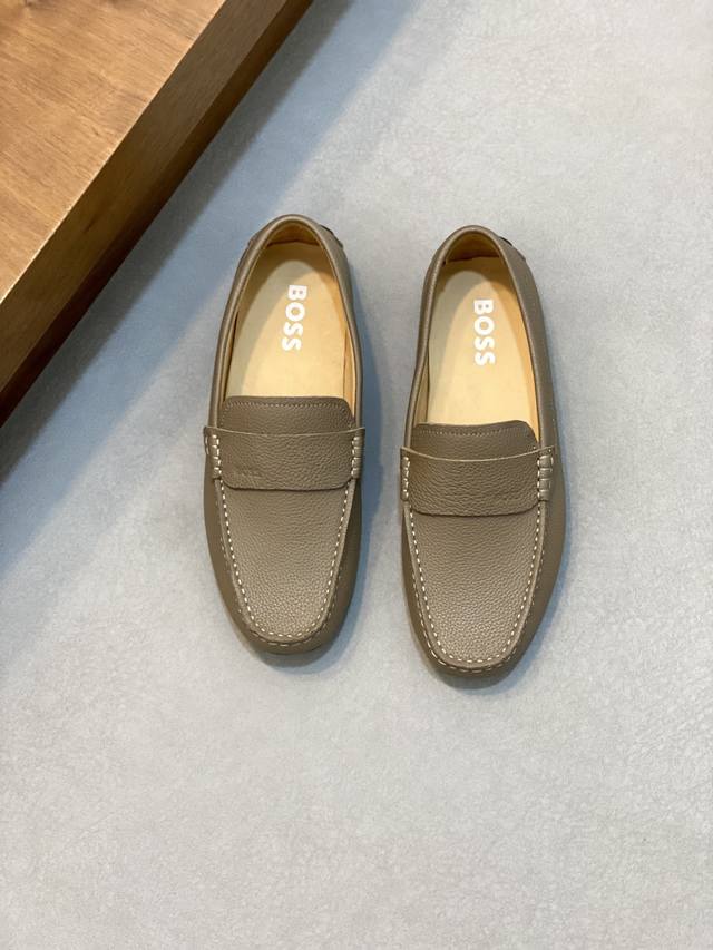 Hot-selling new product in stock. High-quality Boss men's moccasins, high-end dr