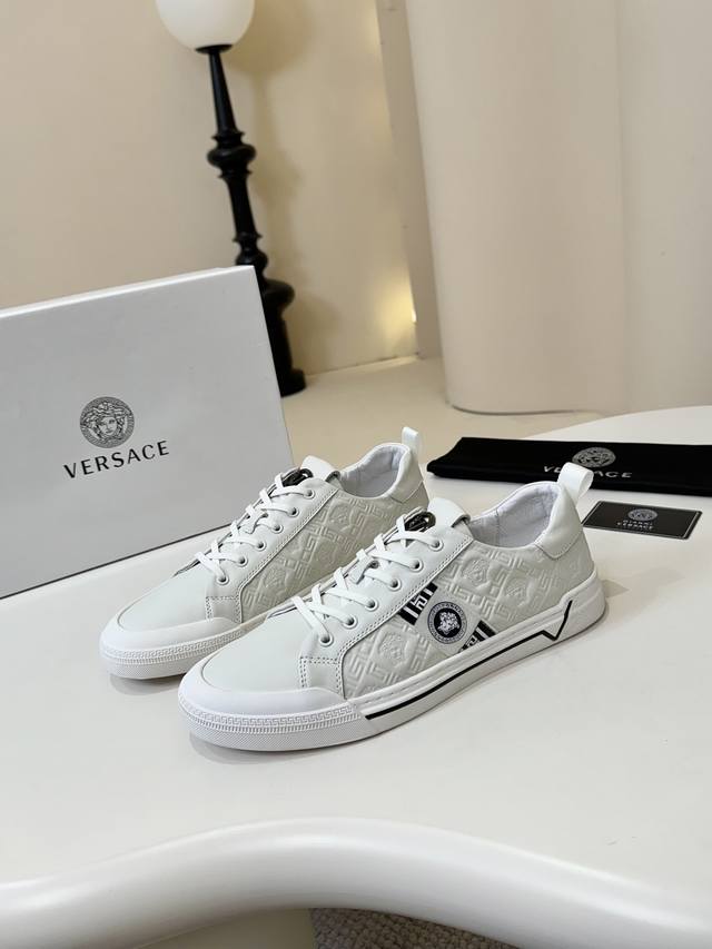 Versace high-end European original! A world-class luxury brand with a limited ed