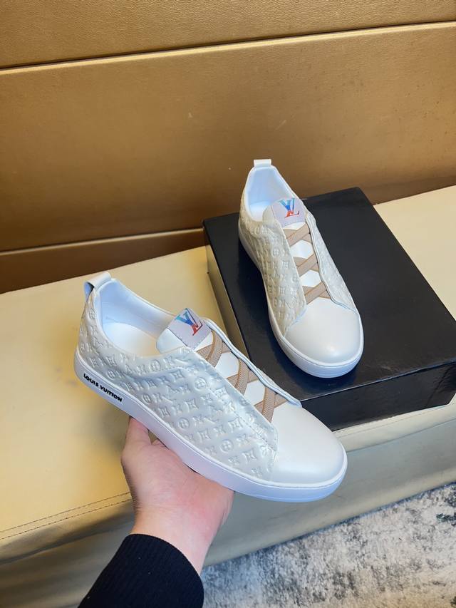 Louis Vuitton top purchasing agent for men 2025 Hong Kong counter simultaneous s