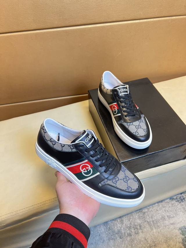 Gucci original quality. ~ Unique modern sneakers. A must-have for trendy men, th