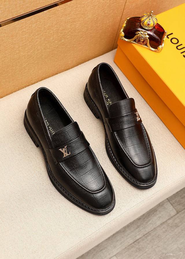 Product Trademark: Louis Vuitton Casual Leather Shoes. Standard Sizes: 38-44, 45