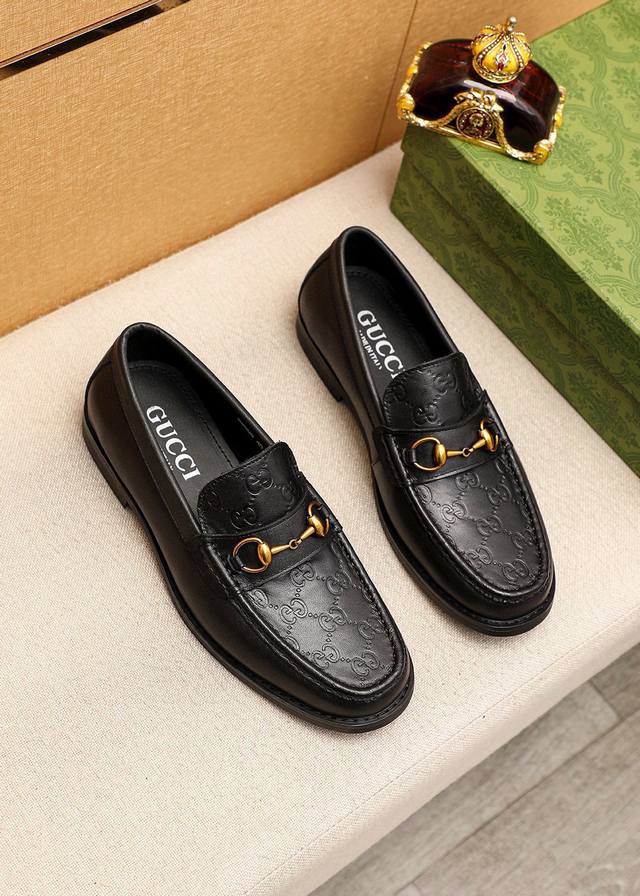 Product Brand: Gucci Casual Leather Shoes. Standard Sizes: 38-44, 45. Custom Mad