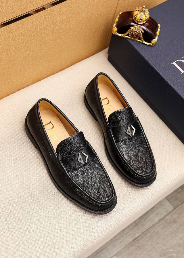 Product Trademark: Dior Casual Leather Shoes. Standard Sizes: 38-44/45. Made to
