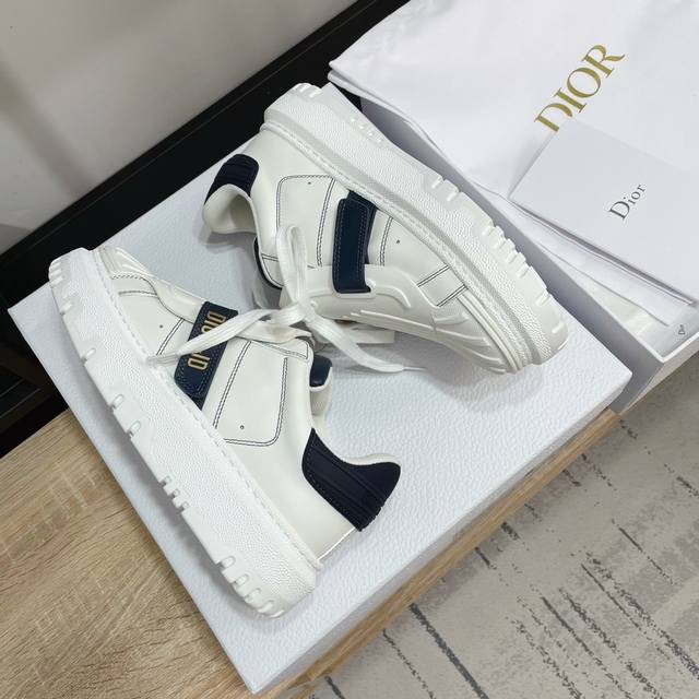 Men's and Women's Dior counter's latest synchronized shell toe white shoes sneak