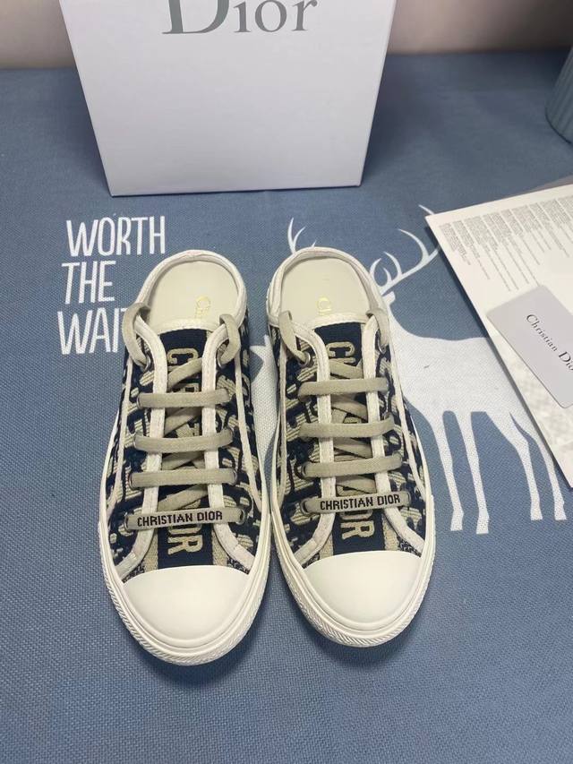 Dior Spring/Summer new embroidered garden shoes, original replica, counter packa