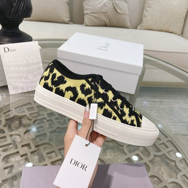 Yuan Dior Dior Spring/Summer new embroidered garden shoes, original replica, cou