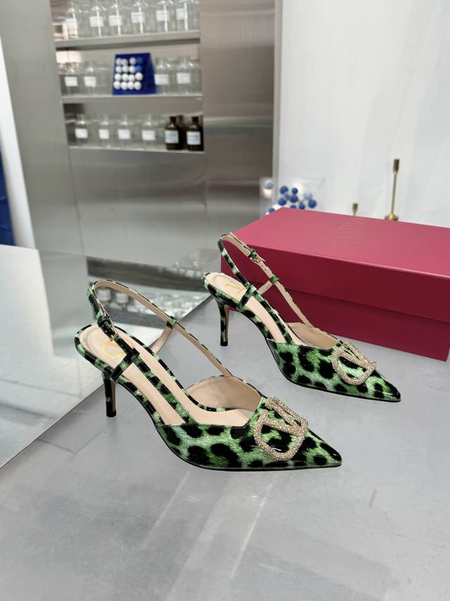 factory P rubber sole P leather sole P Vt2025 spring and summer new style, origi
