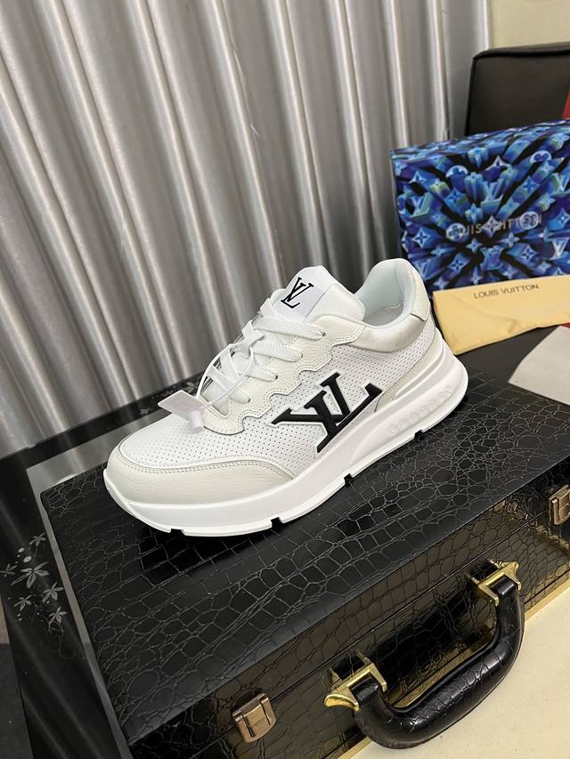 Factory Price Pp: Lv new men's high-end casual sports shoes, made of imported to