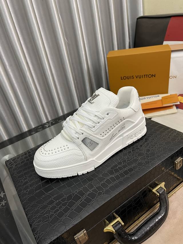 Factory Price: LV Louis Vuitton, fully packaged, high-end edition, a must-have f
