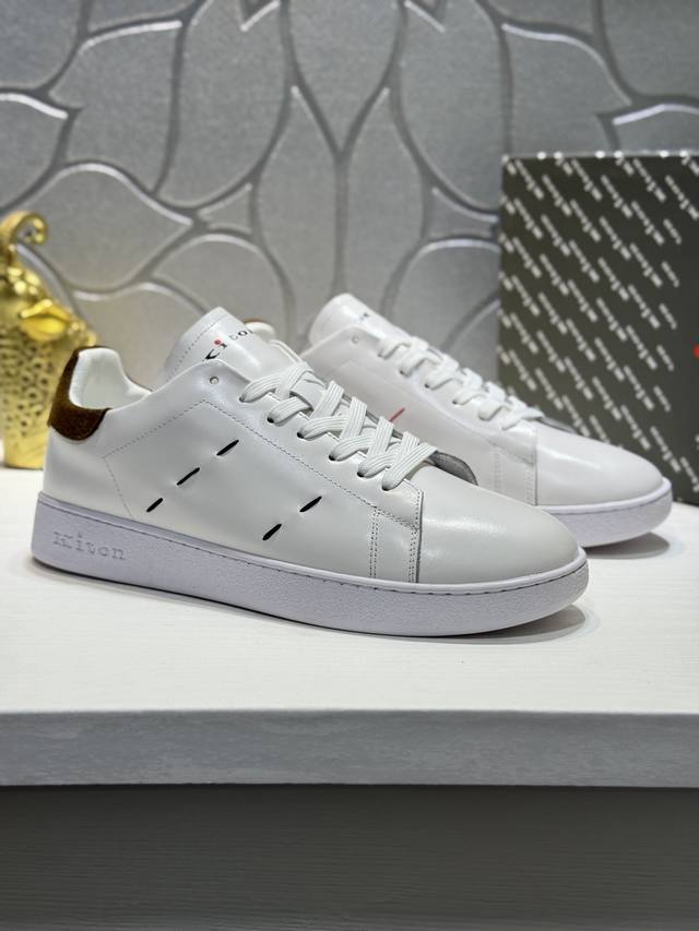 Kiton high-end luxury men's calfskin sneakers, upper made of calfskin, one-piece