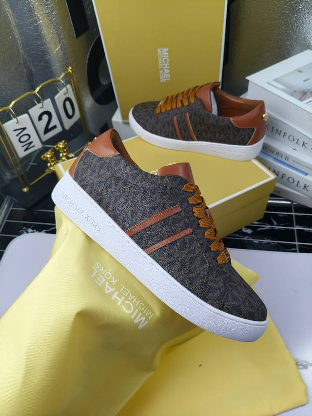 Factory Price Women's Sports Shoes Original Michael Kors Autumn and Winter Singl