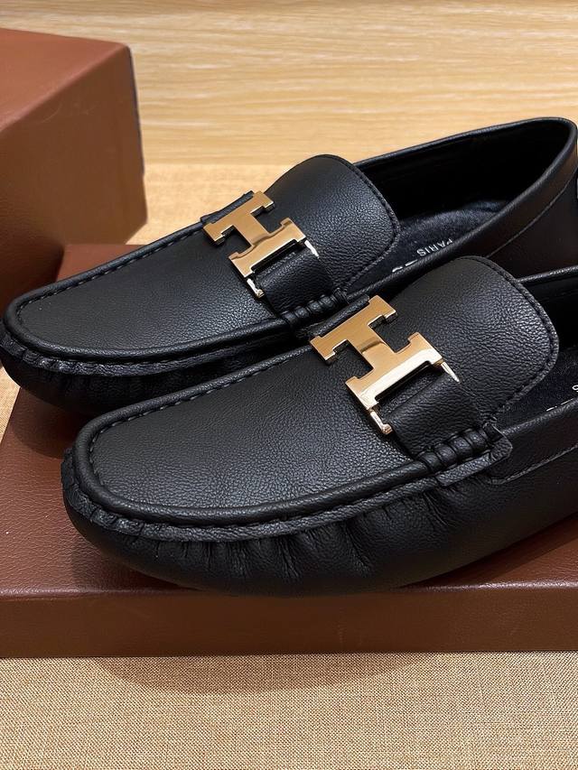 factory price men's sports shoes original Herm
