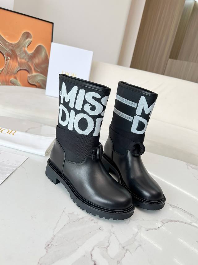Factory Price: Original Women's Sports Shoes. The highest-end Dior autumn/winter