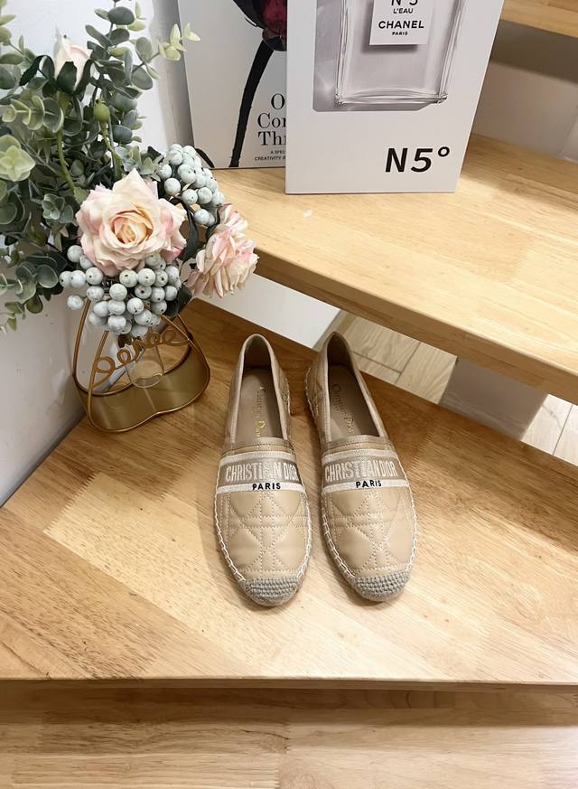 Factory Price: Women's Sports Shoes, Original, Top-Rated, 1:1 Replica Dior Early