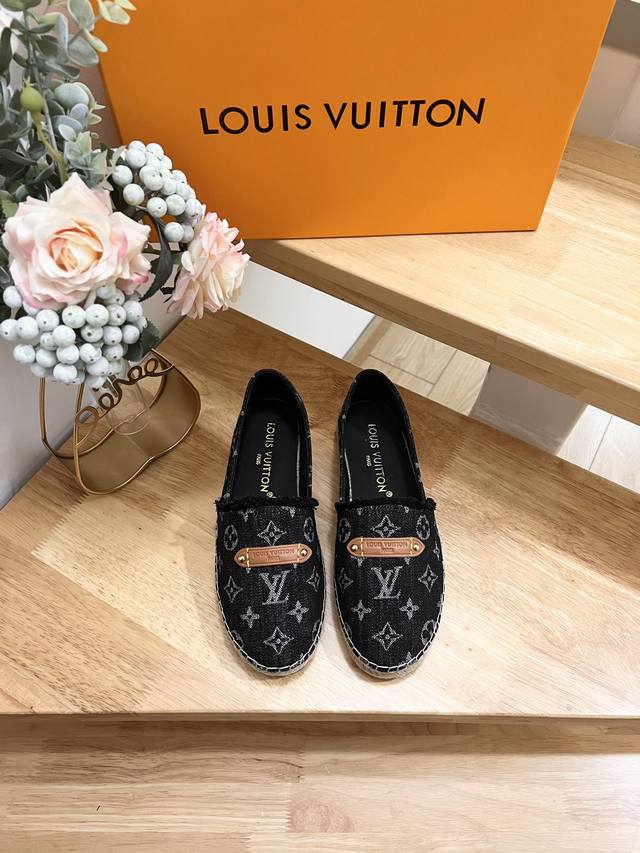 Factory Price Women's Sports Shoes Original Louis Vuitton Helios Fisherman's Sho