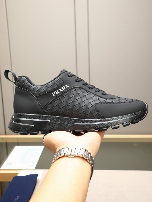 Factory Price Women's Sports Shoes Original Prada. Made of woven cowhide with me