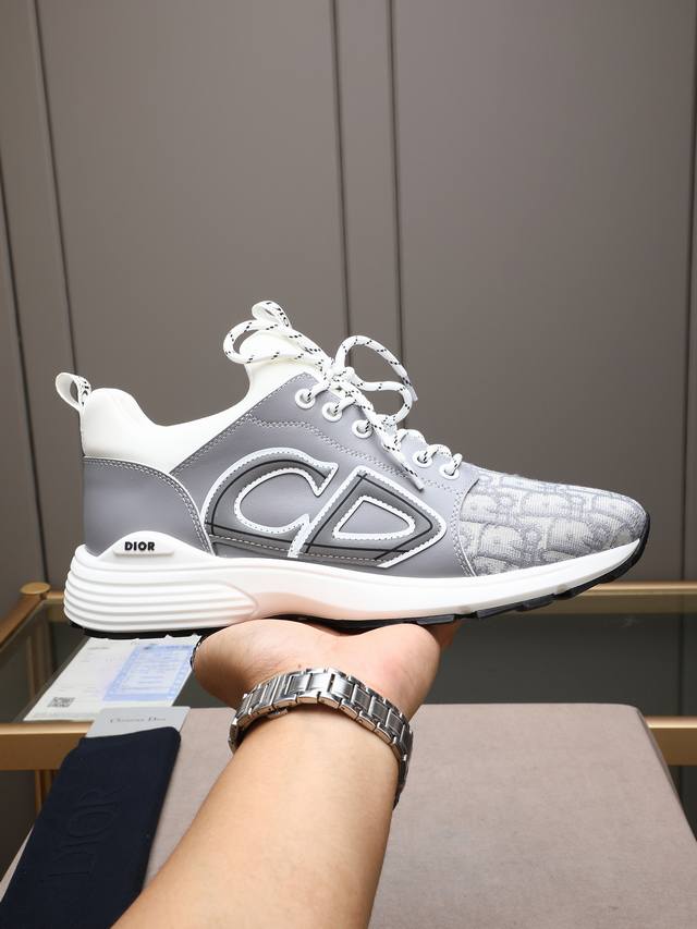 Factory Price Men's Sports Shoes Original Dior High-End Casual Shoes. Simple and