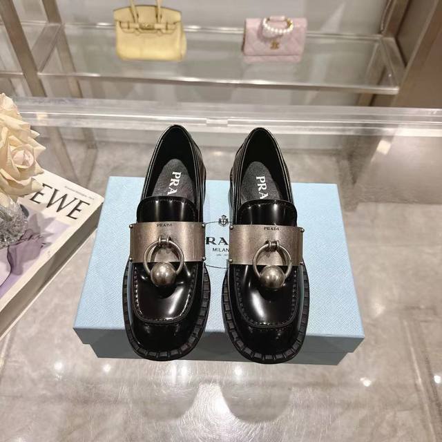 factory P price women's clothing women's shoes sports original single Pu family