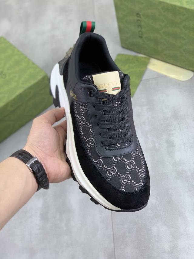 factory price men's men's sports shoes original Gucci Gucci official website lat