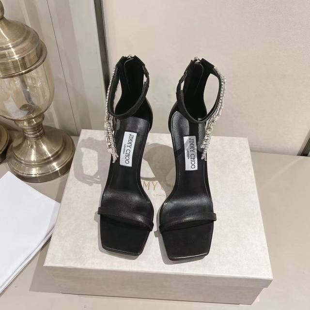 Factory Price: Women's Sports Shoes, Original Jimmy Choo Veity Sandal 2025 Ss Wo